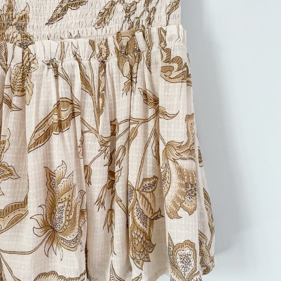 Amyris Valdis shirred mini skirt from Tigerlily in a size 2 NWT - Picture 6 of 6